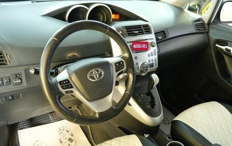Toyota Verso I, 2011 год, 1 199 000 рублей, 9 фотография