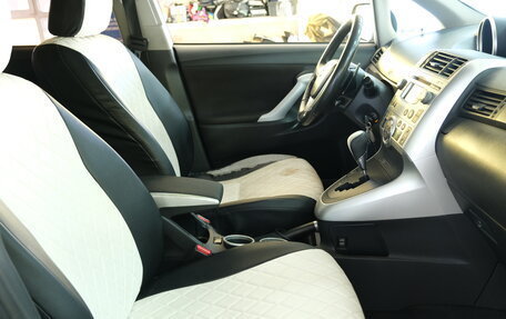 Toyota Verso I, 2011 год, 1 199 000 рублей, 17 фотография
