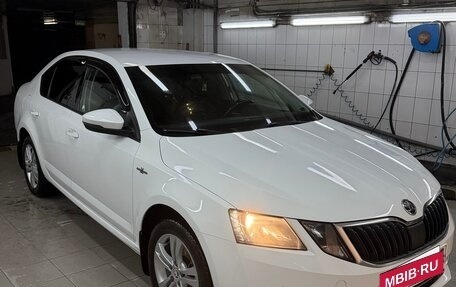 Skoda Octavia, 2019 год, 1 900 000 рублей, 2 фотография