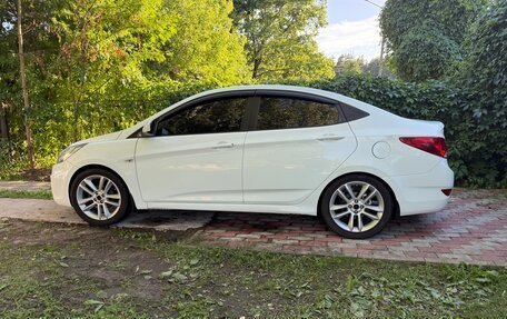 Hyundai Solaris II рестайлинг, 2012 год, 960 000 рублей, 6 фотография