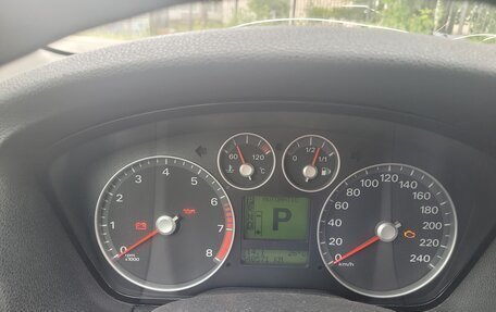 Ford Focus II рестайлинг, 2005 год, 335 000 рублей, 13 фотография