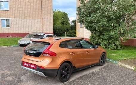 Volvo V40 Cross Country I, 2014 год, 1 030 000 рублей, 4 фотография