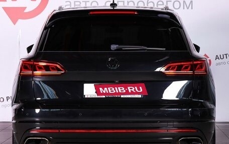 Volkswagen Touareg III, 2019 год, 4 100 000 рублей, 4 фотография