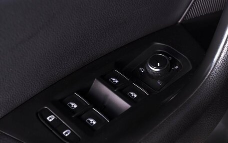 Volkswagen Touareg III, 2019 год, 4 100 000 рублей, 18 фотография
