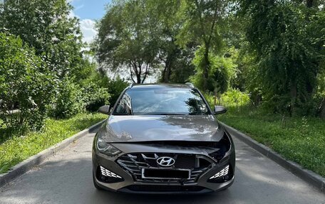 Hyundai i30 III, 2022 год, 890 000 рублей, 2 фотография