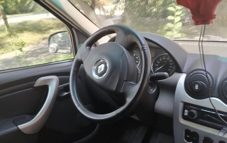 Renault Logan I, 2011 год, 650 000 рублей, 7 фотография