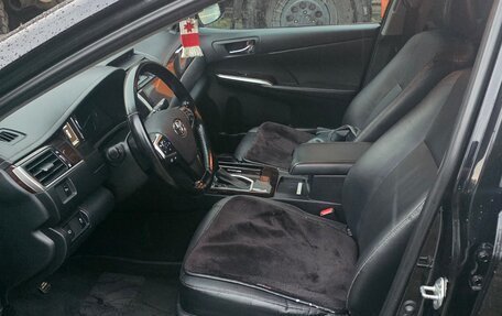 Toyota Camry, 2017 год, 2 750 000 рублей, 6 фотография