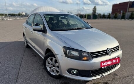 Volkswagen Polo VI (EU Market), 2012 год, 729 000 рублей, 2 фотография