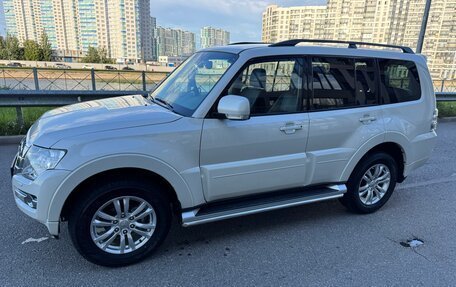 Mitsubishi Pajero IV, 2019 год, 3 333 333 рублей, 9 фотография
