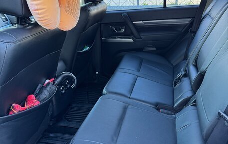 Mitsubishi Pajero IV, 2019 год, 3 333 333 рублей, 17 фотография