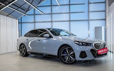 BMW 5 серия, 2024 год, 8 300 000 рублей, 2 фотография