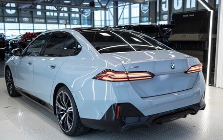 BMW 5 серия, 2024 год, 8 300 000 рублей, 4 фотография