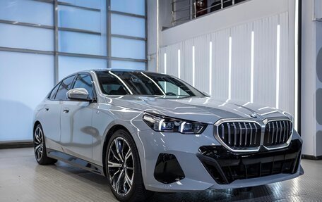 BMW 5 серия, 2024 год, 8 300 000 рублей, 8 фотография
