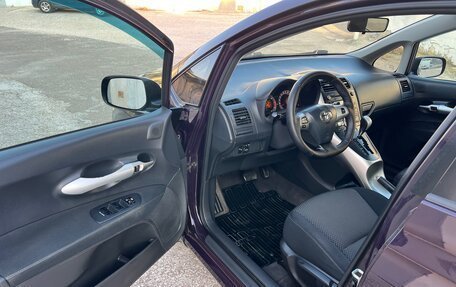 Toyota Auris II, 2010 год, 890 000 рублей, 19 фотография