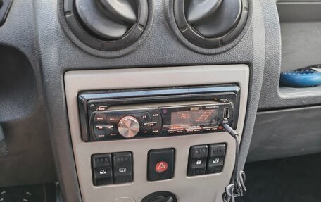Renault Logan I, 2006 год, 210 000 рублей, 6 фотография