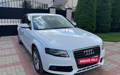 Audi A4, 2011 год, 1 050 000 рублей, 9 фотография