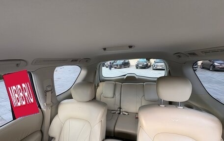 Infiniti QX56, 2010 год, 1 550 000 рублей, 17 фотография