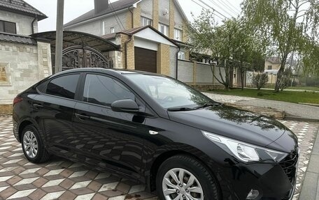 Hyundai Solaris II рестайлинг, 2021 год, 1 620 000 рублей, 9 фотография