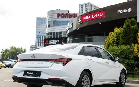 Hyundai Elantra, 2021 год, 1 828 000 рублей, 5 фотография