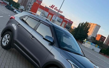Hyundai Creta I рестайлинг, 2018 год, 1 750 000 рублей, 2 фотография