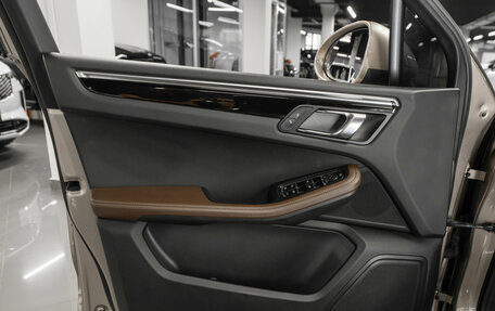 Porsche Macan I рестайлинг, 2014 год, 2 750 000 рублей, 13 фотография
