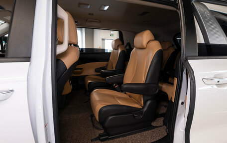 KIA Carnival, 2021 год, 3 800 000 рублей, 12 фотография
