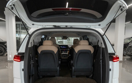 KIA Carnival, 2021 год, 3 800 000 рублей, 23 фотография