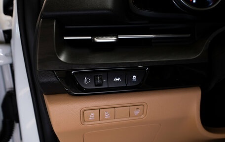KIA Carnival, 2021 год, 3 800 000 рублей, 22 фотография