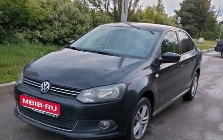 Volkswagen Polo VI (EU Market), 2011 год, 790 000 рублей, 2 фотография