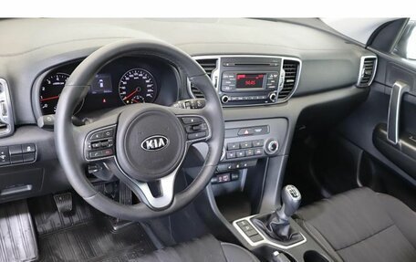 KIA Sportage IV рестайлинг, 2017 год, 1 936 000 рублей, 6 фотография