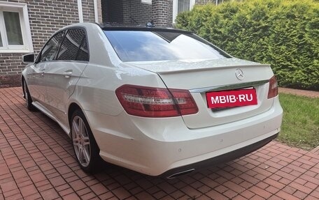 Mercedes-Benz E-Класс, 2012 год, 1 890 000 рублей, 4 фотография