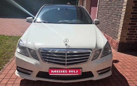 Mercedes-Benz E-Класс, 2012 год, 1 890 000 рублей, 11 фотография