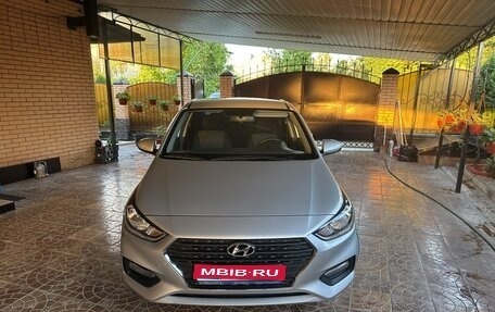 Hyundai Solaris II рестайлинг, 2019 год, 1 650 000 рублей, 1 фотография