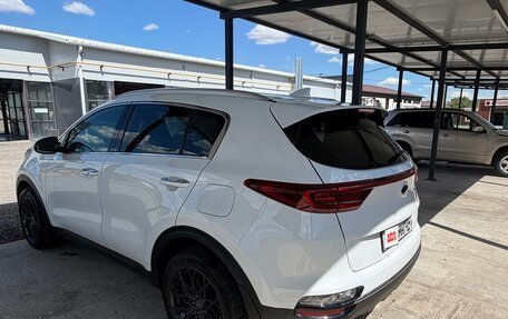 KIA Sportage IV рестайлинг, 2020 год, 2 590 000 рублей, 6 фотография