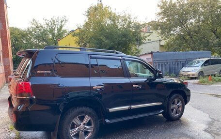 Toyota Land Cruiser 200, 2013 год, 2 890 000 рублей, 6 фотография