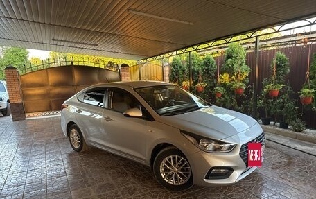 Hyundai Solaris II рестайлинг, 2019 год, 1 650 000 рублей, 3 фотография
