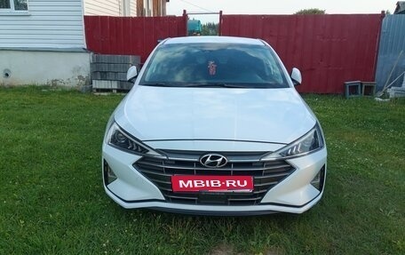 Hyundai Avante, 2019 год, 1 830 000 рублей, 1 фотография