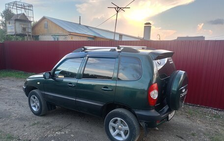 Chevrolet Niva I рестайлинг, 2003 год, 400 000 рублей, 1 фотография