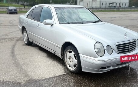 Mercedes-Benz E-Класс, 2000 год, 470 000 рублей, 2 фотография