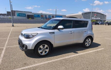 KIA Soul II рестайлинг, 2019 год, 1 850 000 рублей, 2 фотография