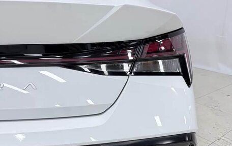 Hyundai Elantra, 2023 год, 1 600 444 рублей, 8 фотография