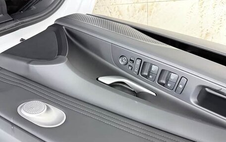 Hyundai Elantra, 2023 год, 1 600 444 рублей, 16 фотография