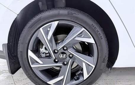 Hyundai Elantra, 2023 год, 1 600 444 рублей, 24 фотография