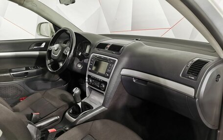 Skoda Octavia, 2011 год, 595 000 рублей, 11 фотография