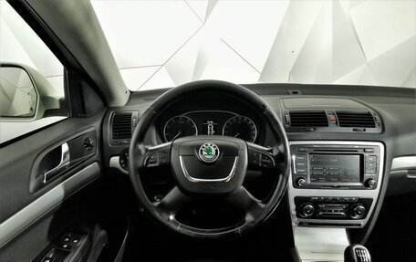 Skoda Octavia, 2011 год, 595 000 рублей, 18 фотография