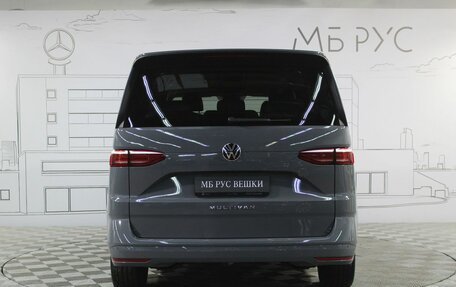 Volkswagen Multivan, 2022 год, 6 500 000 рублей, 8 фотография