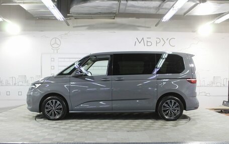 Volkswagen Multivan, 2022 год, 6 500 000 рублей, 10 фотография