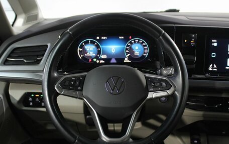 Volkswagen Multivan, 2022 год, 6 500 000 рублей, 15 фотография