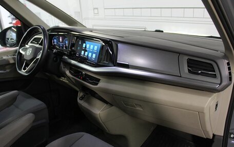 Volkswagen Multivan, 2022 год, 6 500 000 рублей, 30 фотография