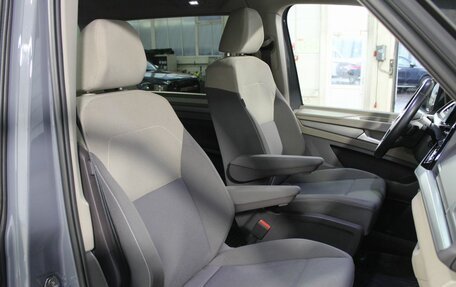 Volkswagen Multivan, 2022 год, 6 500 000 рублей, 29 фотография
